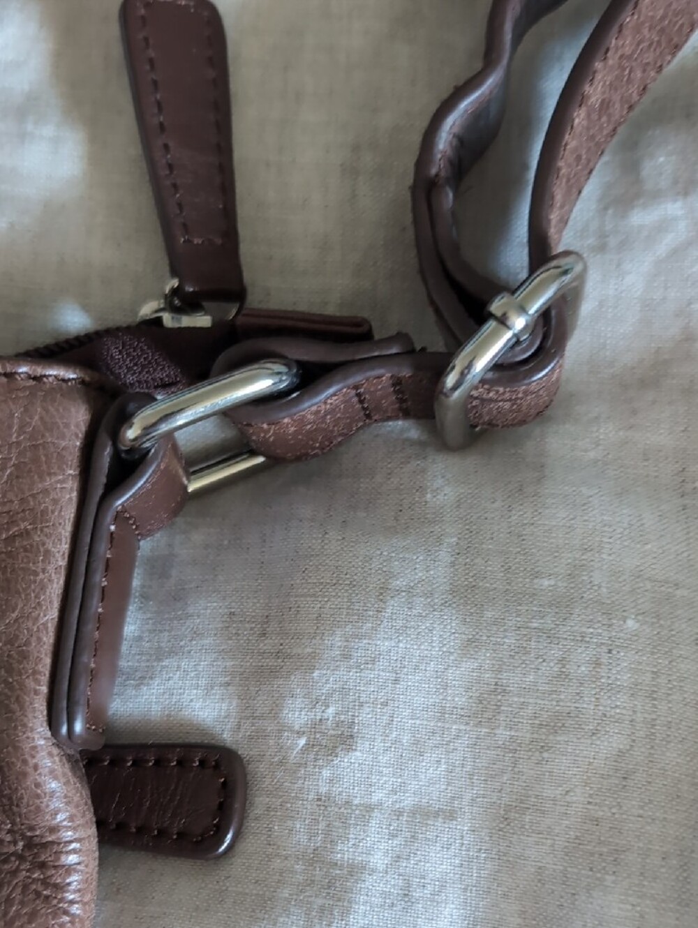 Danier Brown Leather Crossbody Bag - Picture 5 of 7